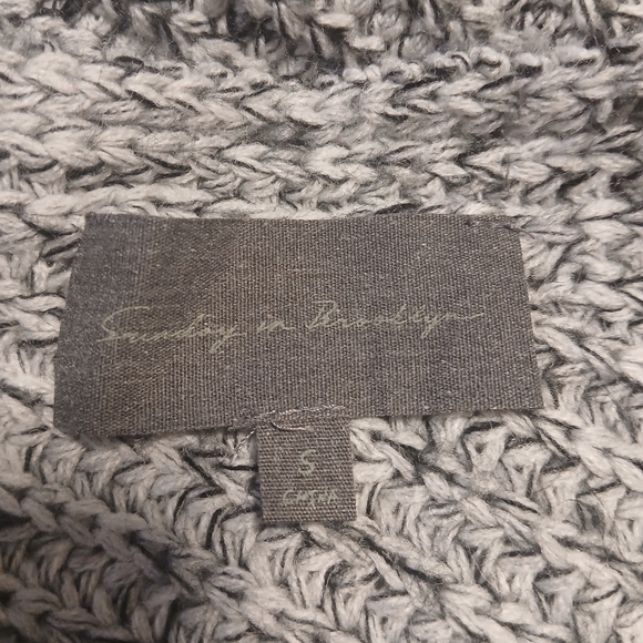 Sunday in Brooklyn Off-the-Shoulder Gray Sweater Sz S - Picture 2 of 6